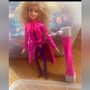 Spy Barbie with spinning accessory